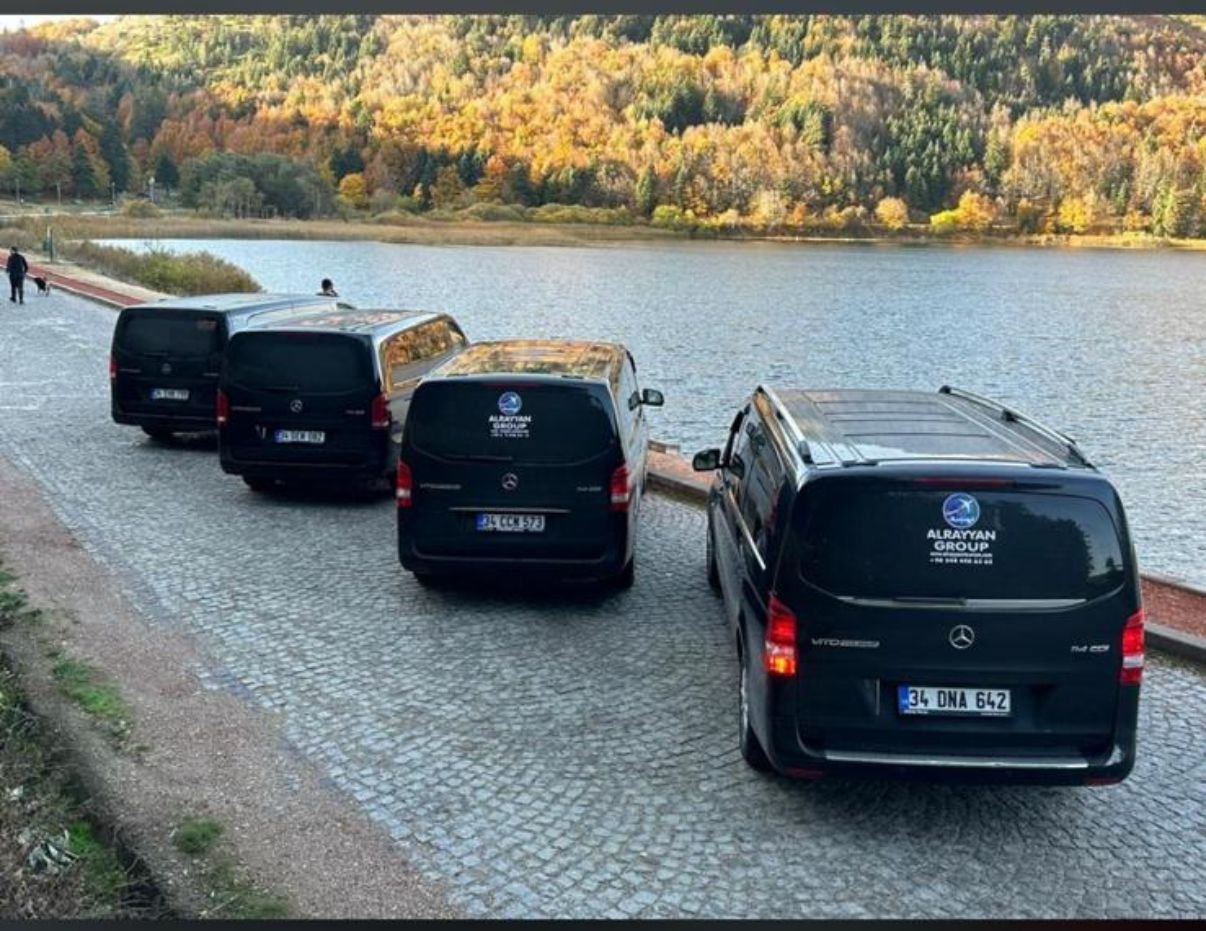 سيارة مع سائق في اسطنبول